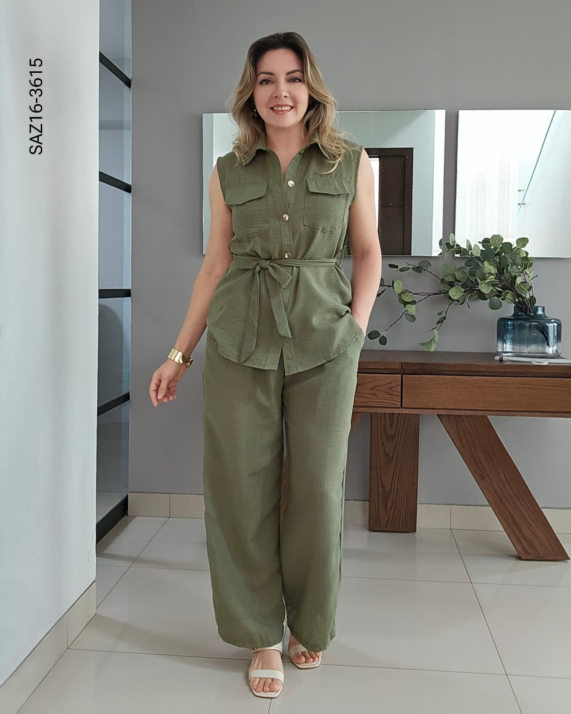Set blusa sin mangas y pantalón  P 3615