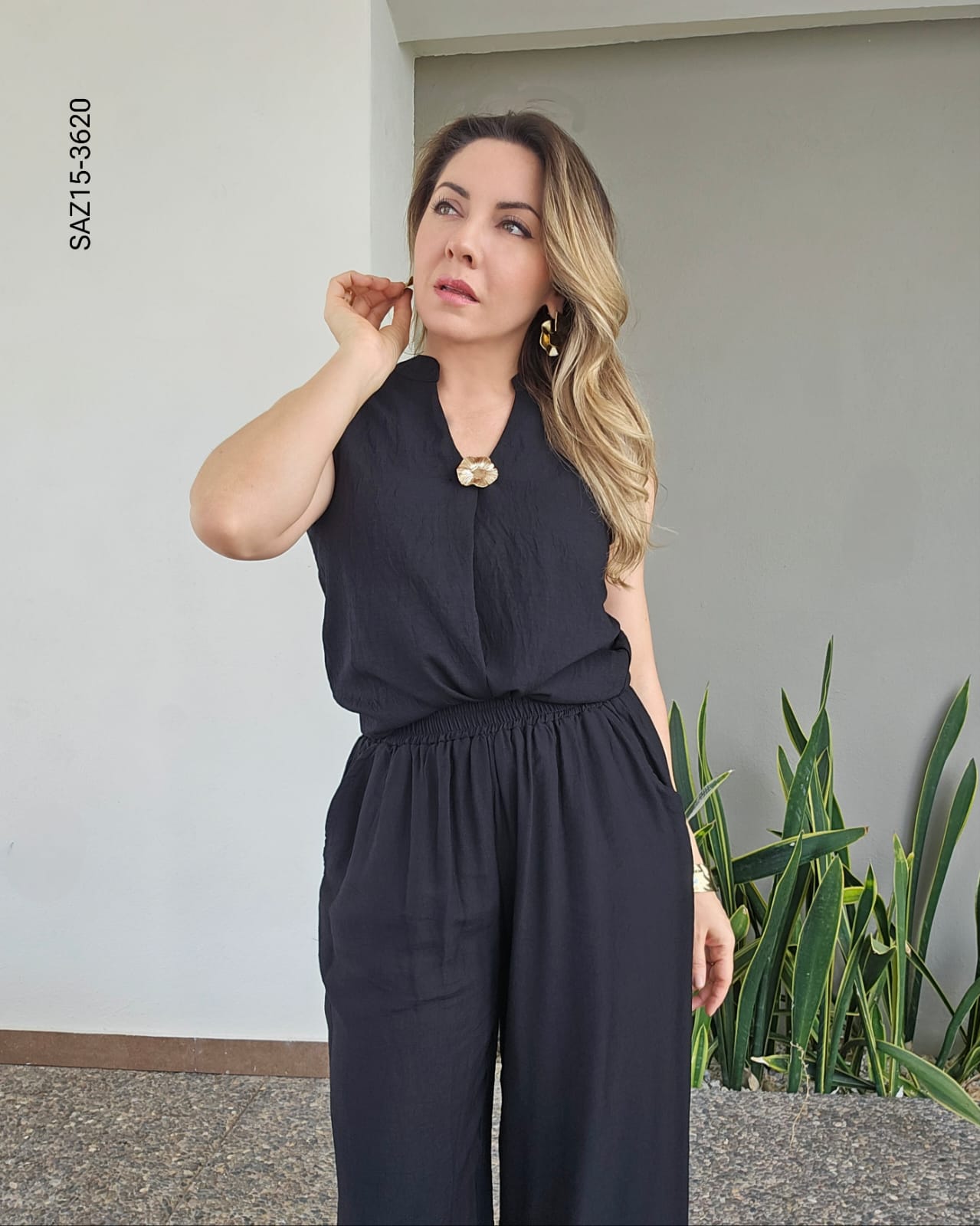 Set de blusa sin mangas y pantalón O 3620