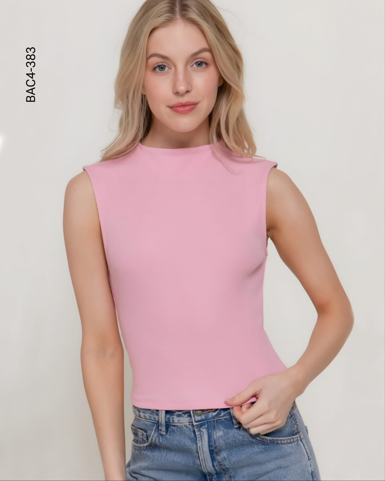 Blusa basica cuello redondo D 383
