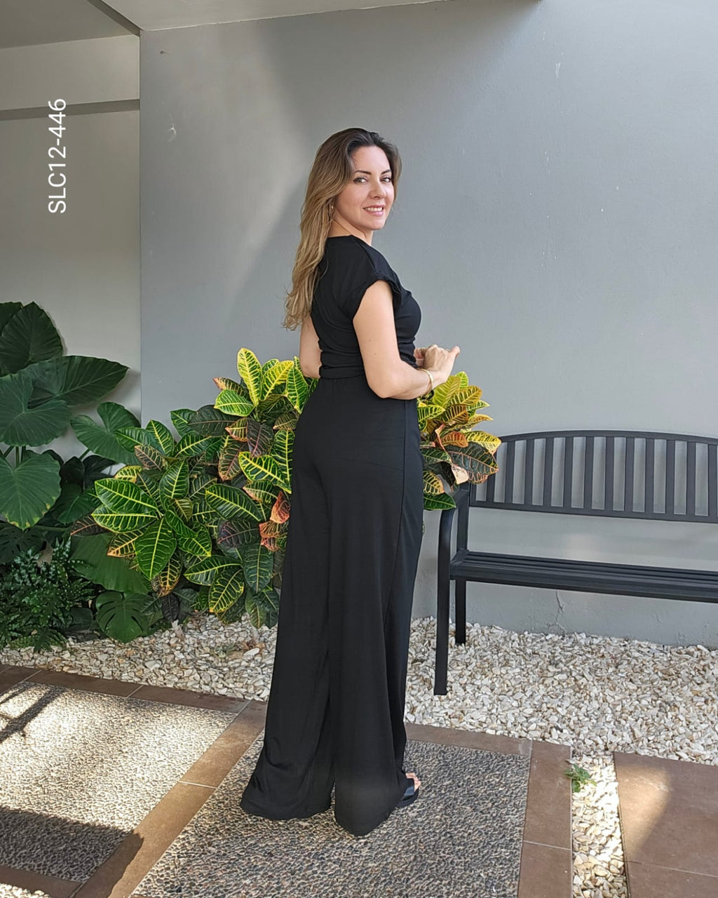Set monocromático de blusa y pantalón L 446