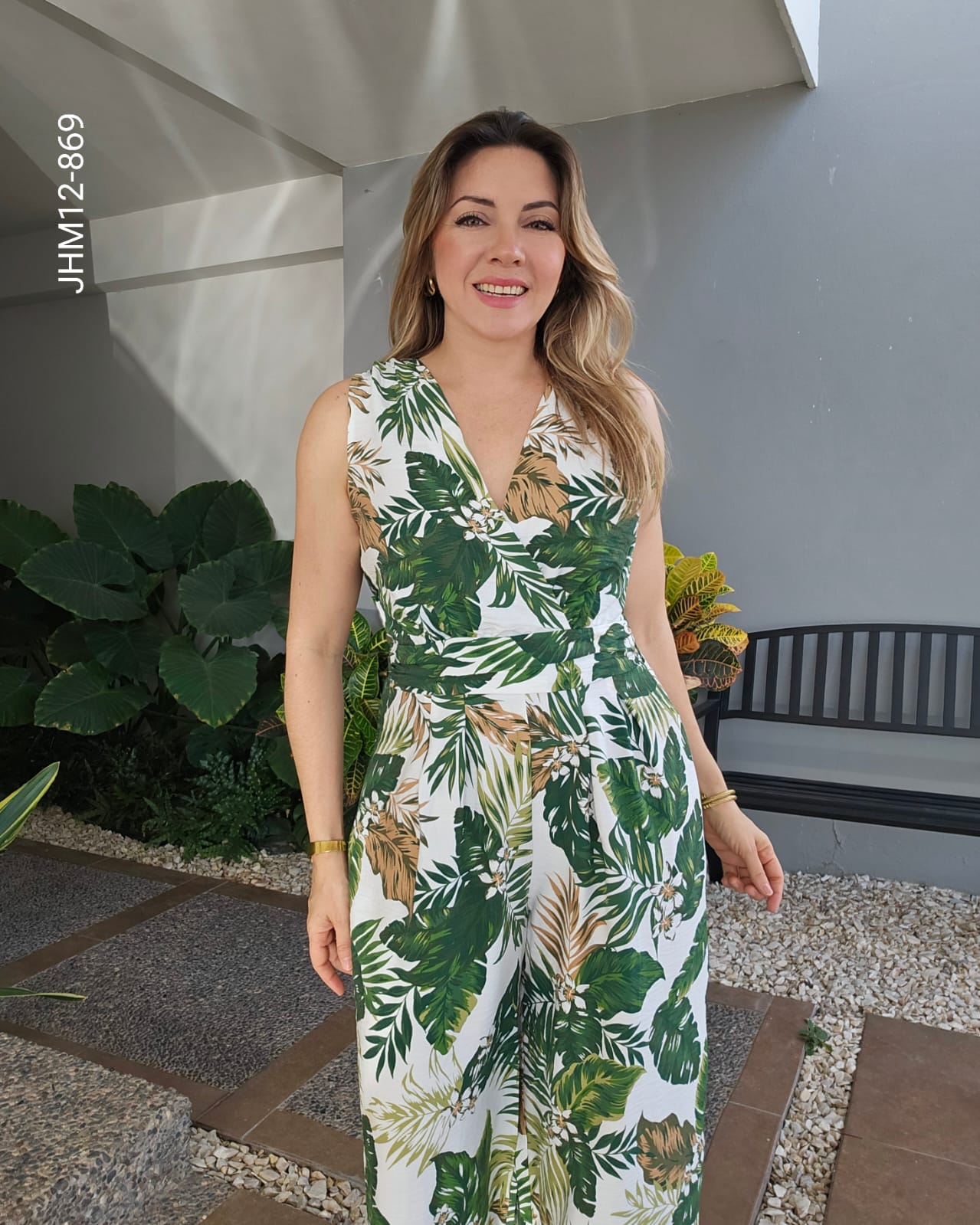 Jumper estilo tropical cuello V sin mangas L 869