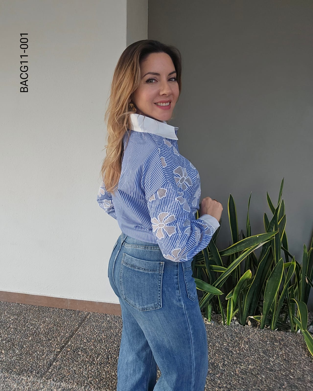 Blusa manga larga rayas verticales  K 001