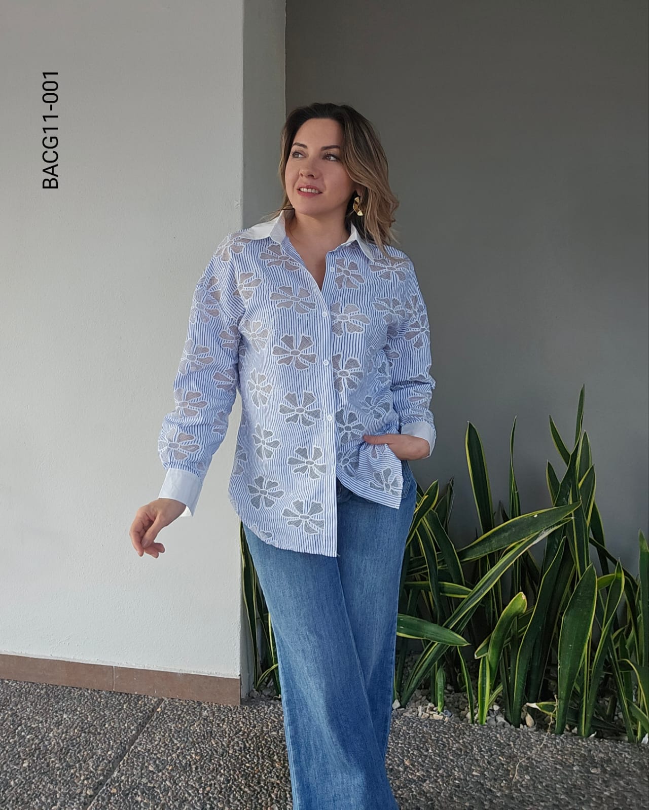 Blusa manga larga rayas verticales  K 001