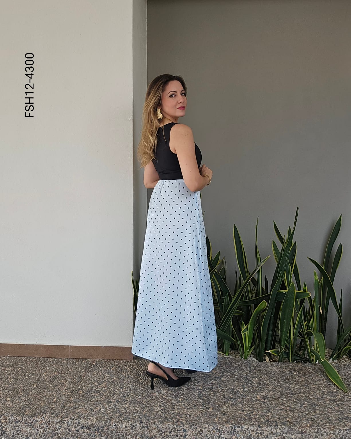 Falda maxi de lunares atemporal L 4300