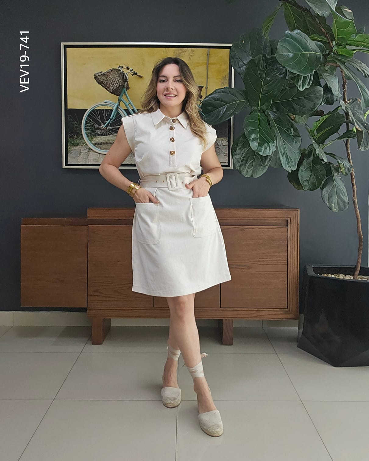 Vestido camisero midi con cinturón S 741