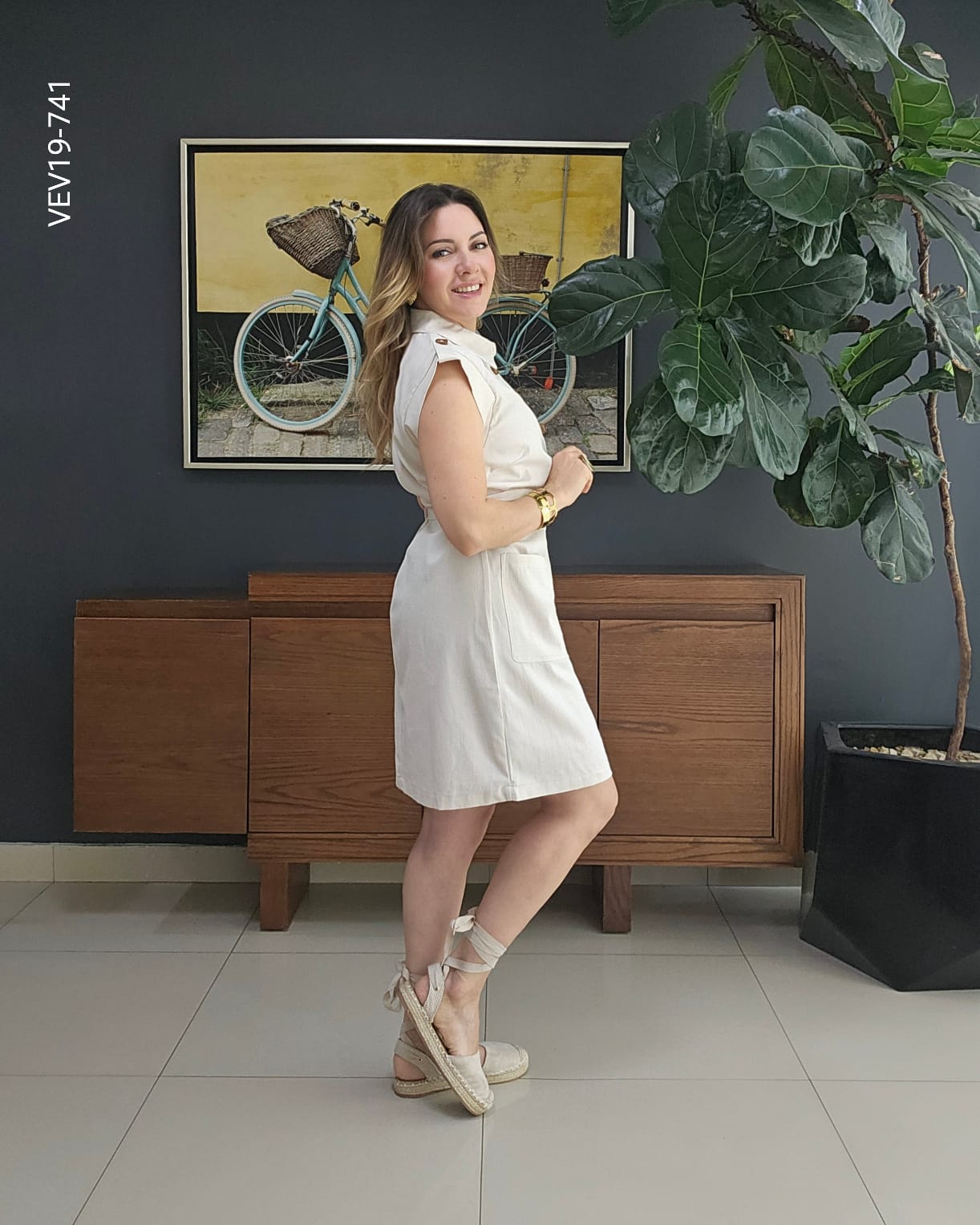 Vestido camisero midi con cinturón S 741
