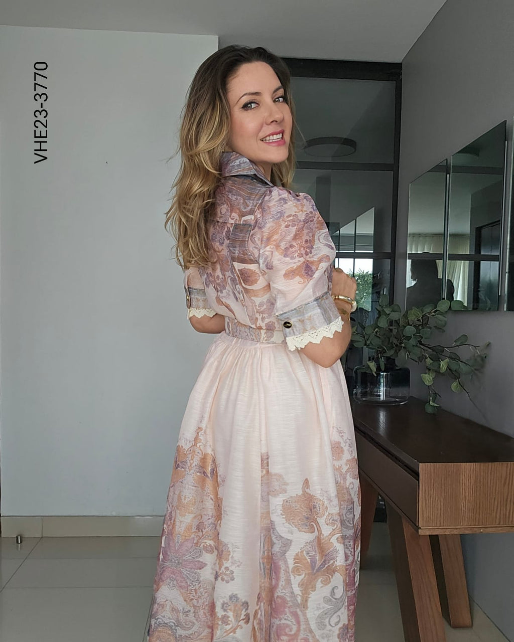 Vestido camisero midi con cinturón W 4770