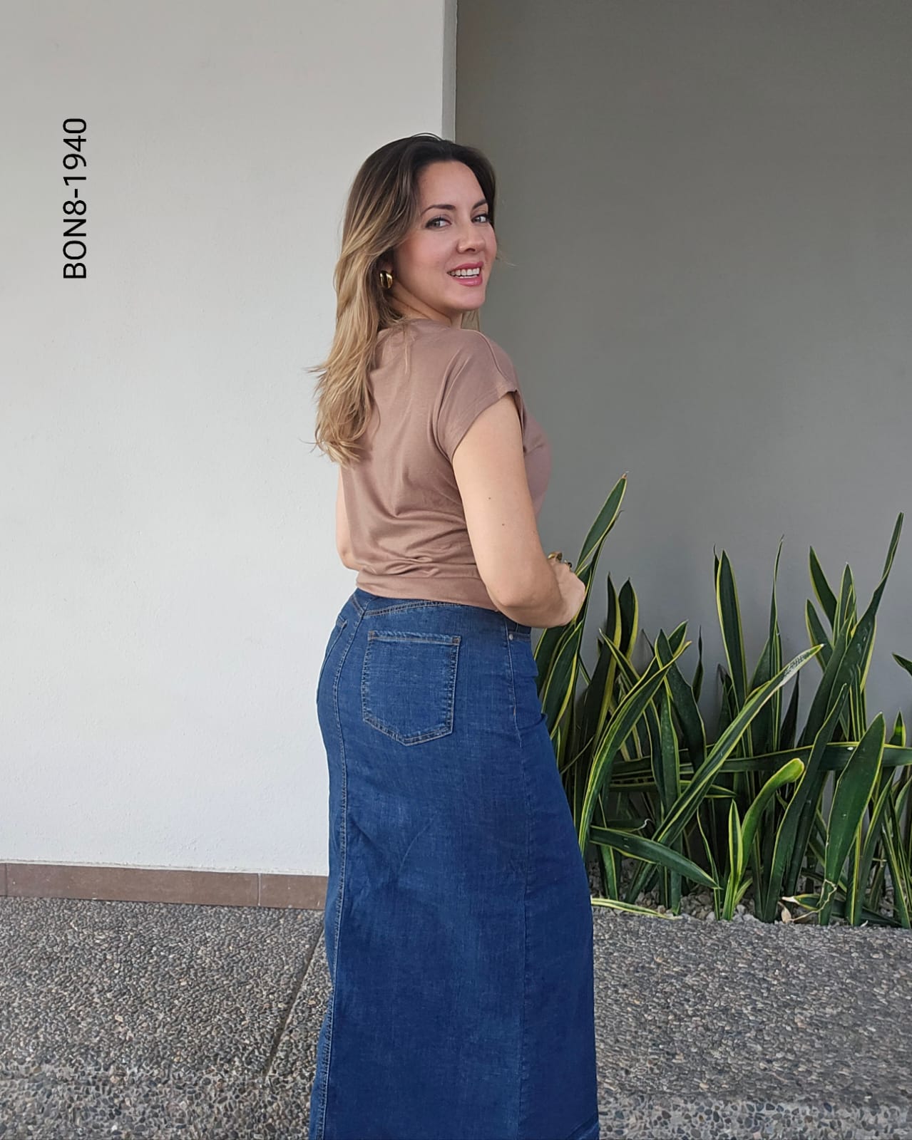 Blusa escote asimétrico detalle metálico H 1940