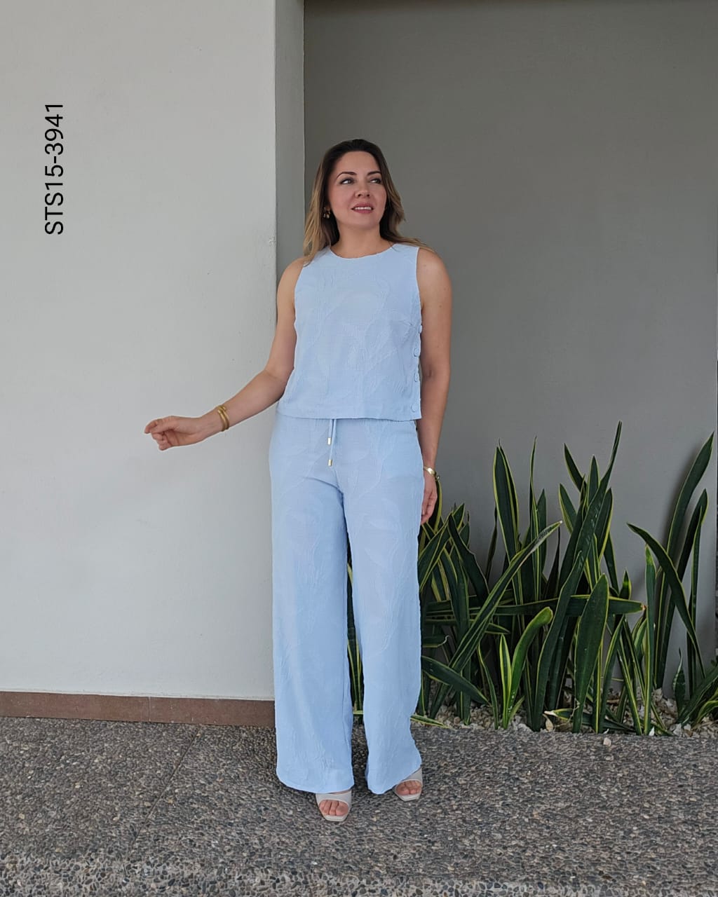Set  blusa sin mangas y pantalón O 3941