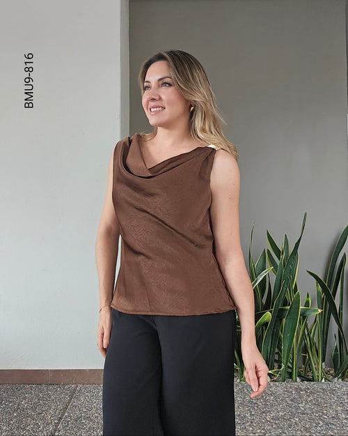 Blusa escote drapeado sin mangas I 816