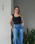 Blusa slim fit escote cuadrado D 182