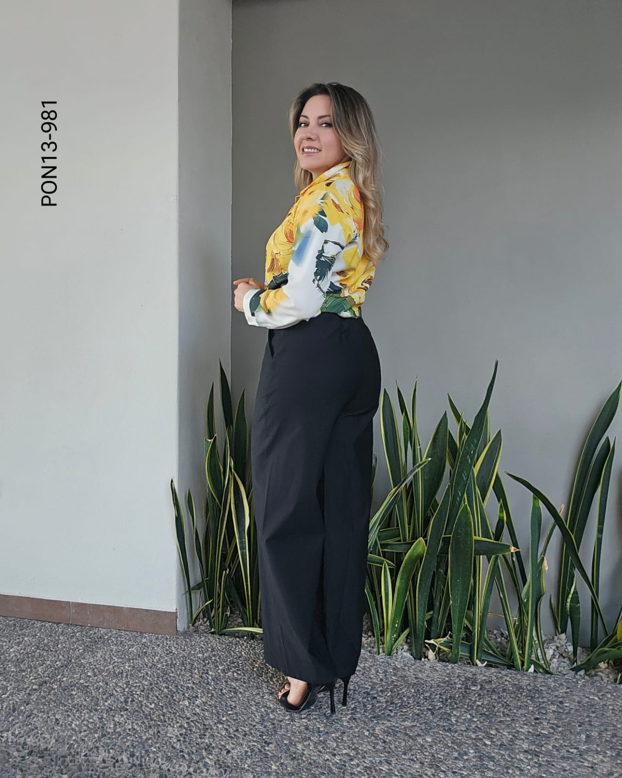 Pantalón Wide Leg Tiro Alto M 981