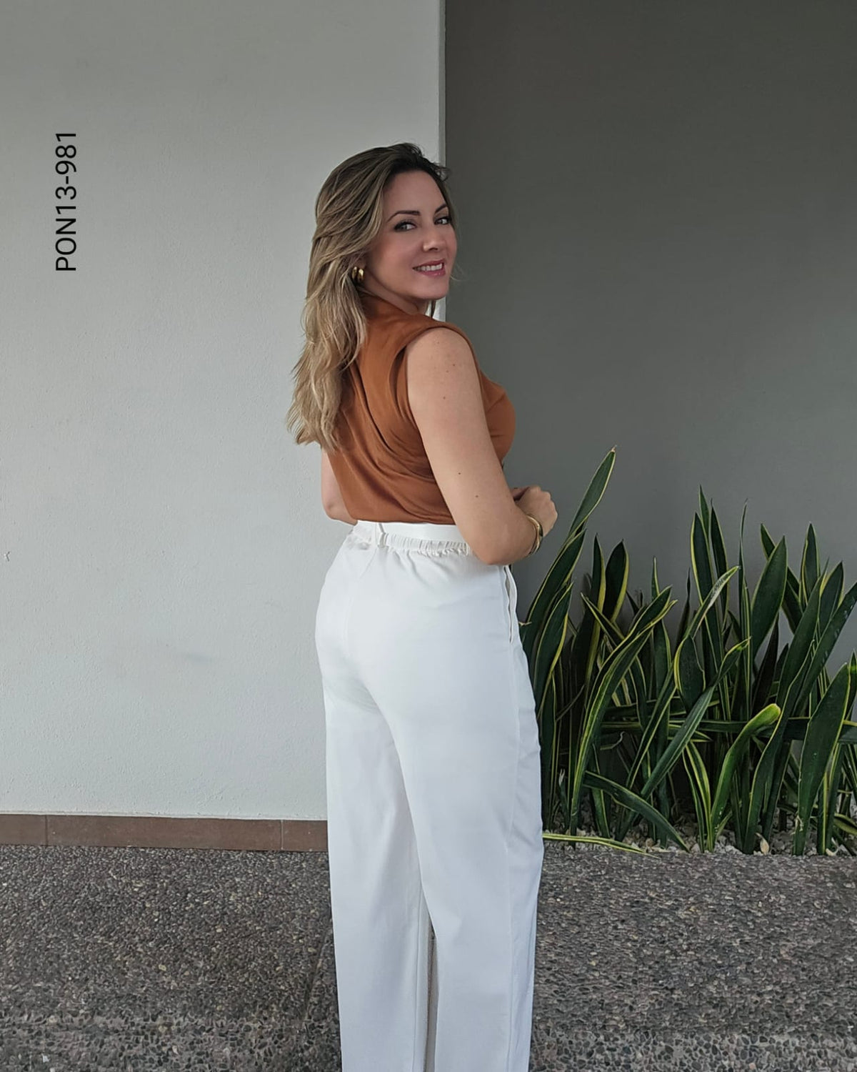 Pantalón Wide Leg Tiro Alto M 981
