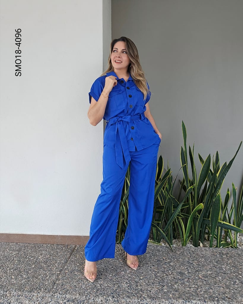 Set Conjunto Safari Elegante: Blusa y Pantalón Versátil R 4096
