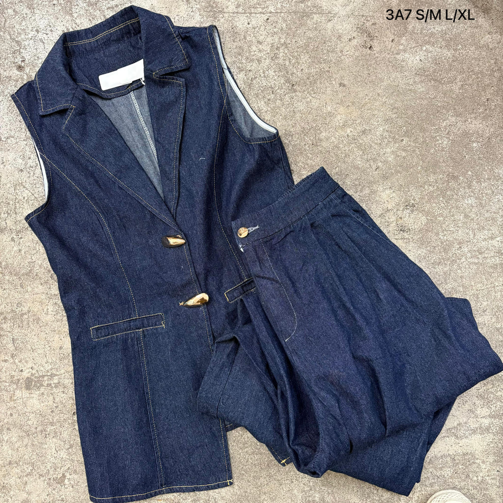 SET chaleco con broches dorados y pantalón T 6275